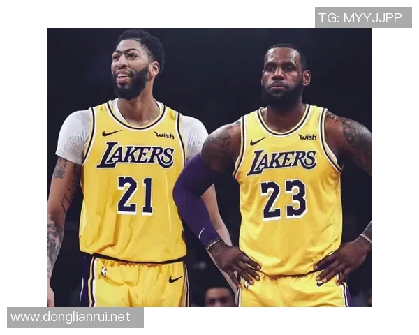 湖人对阵鹈鹕的比赛预测分析及关键球员表现展望