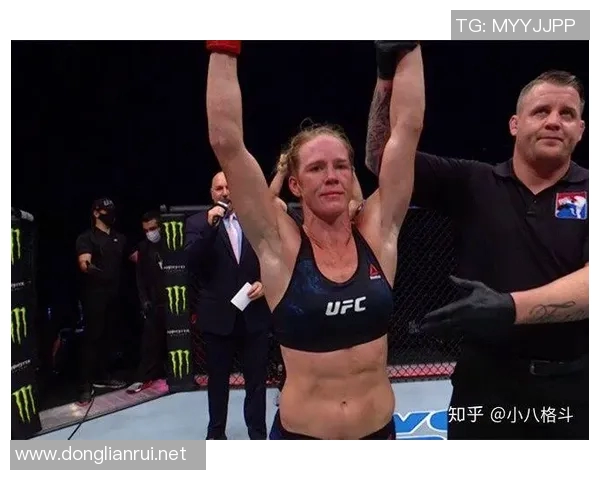 女王罗西与霍尔姆巅峰对决揭晓女子综合格斗新篇章