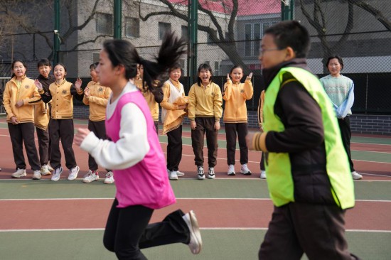 开学“赛起来” 运动“热起来”——北京校园体育一线观察新葡萄娱乐登录