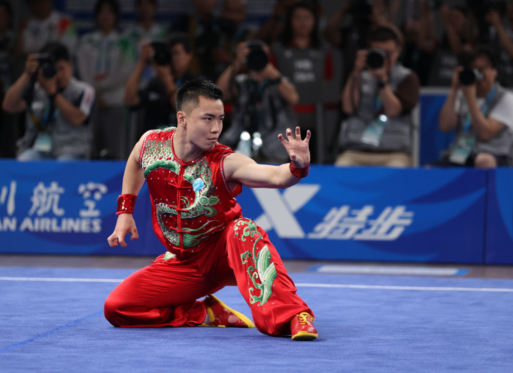 新葡萄娱乐平台成都大运会丨体育时评：挥洒青春汗水 成都成就梦想