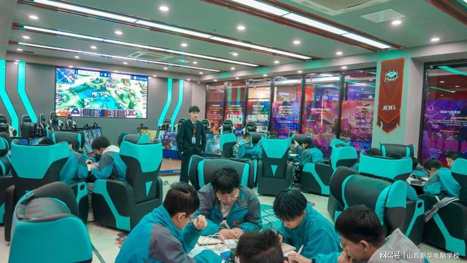 电竞是什么？学电竞就是天天打游戏吗？孩子想新葡萄娱乐入口学有前途吗？(图4)